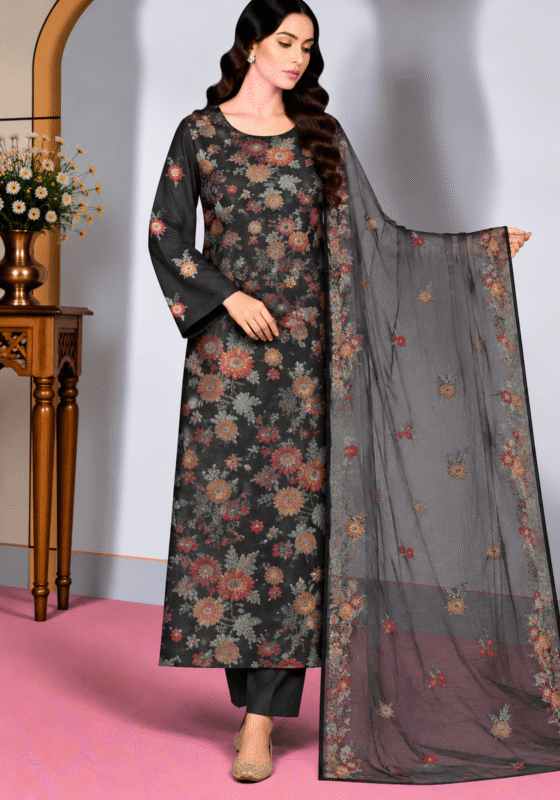 Black floral embroidered 3 piece Pakistani suit with embroidered chiffon dupatta